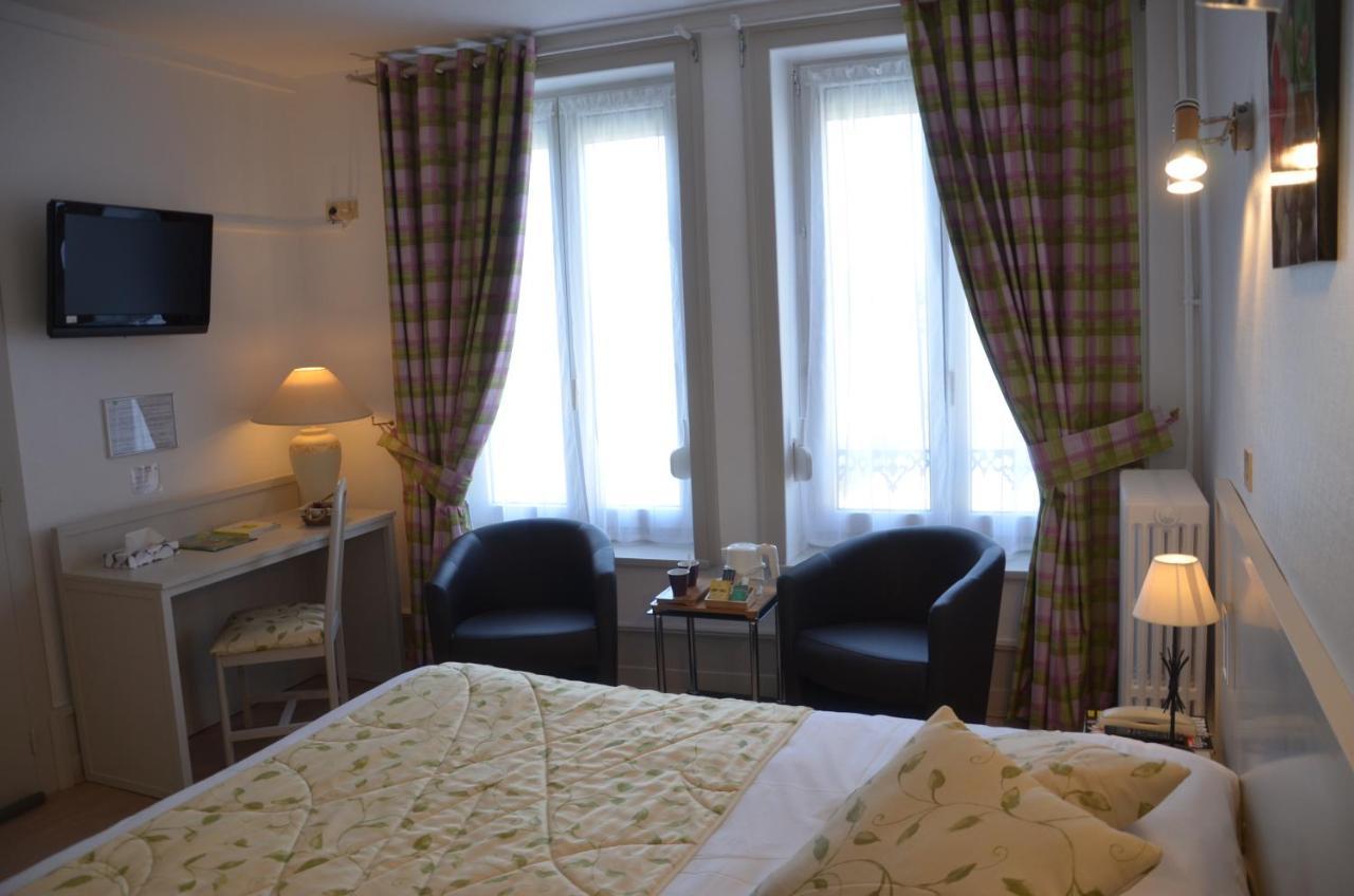 Hotel Logis La Sapiniere Remilly-Aillicourt Zimmer foto